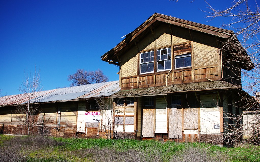 Roofing Contractor in Esparto, CA